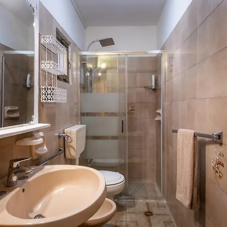 Residenza 43 * Santa Maria al Bagno